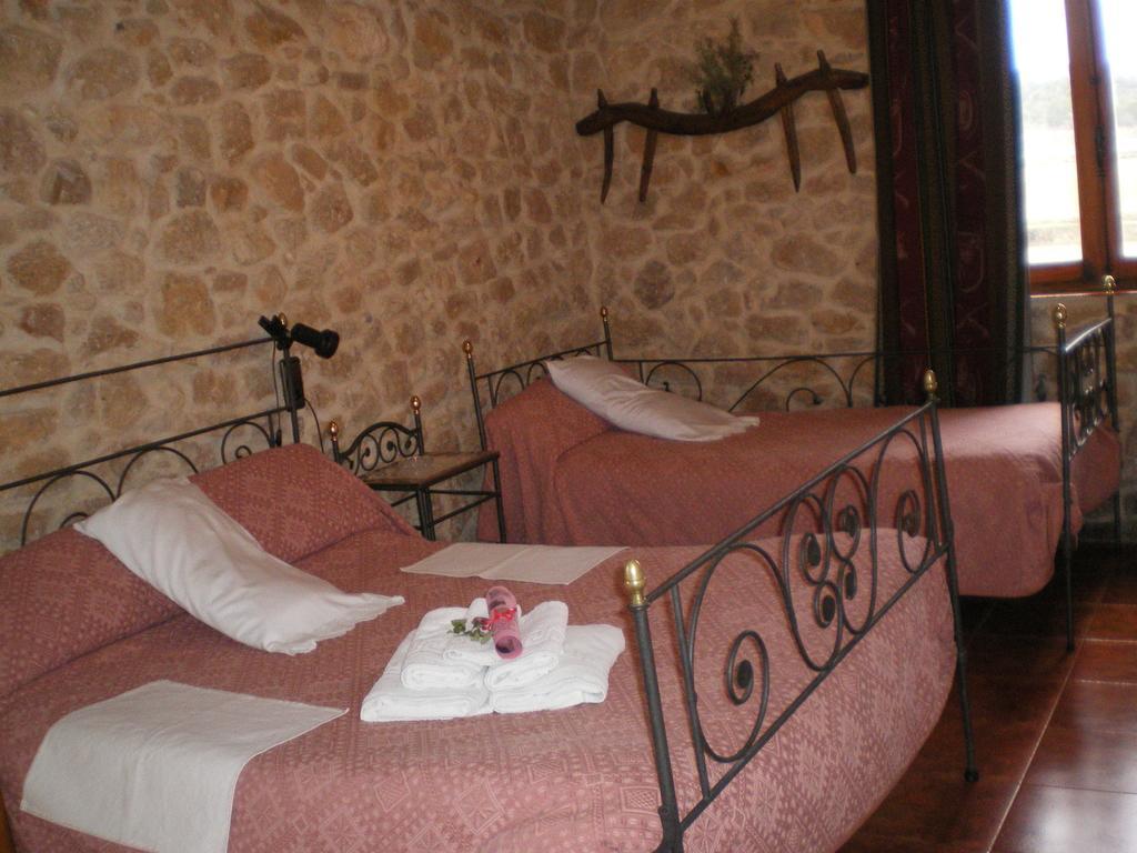Masia Del Aragones Penarroya De Tastavins Phòng bức ảnh